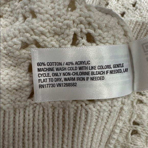 Openwork V-Neck Pullover Sweater - Cream XL - Picture 4 of 5